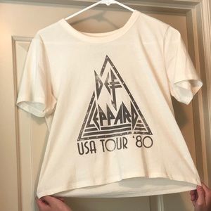 American Eagle cropped tee